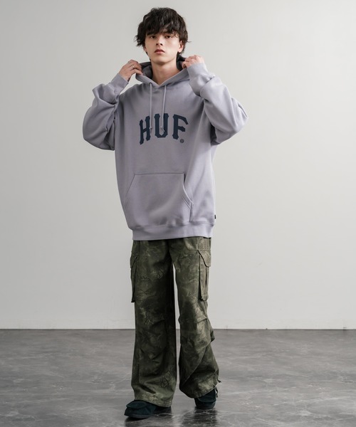 HUF（ハフ）の「HUF ハフ ARCH P/O HOODIE オーバーサイズアーチロゴプリント裏起毛プルオーバーパーカー（パーカー・メンズ・ブラウン/ブラック/ライラック・M/L/XL）」の15枚目の写真