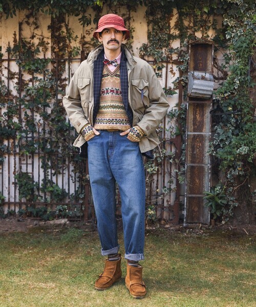 BEAMS PLUS(ビームスプラス)の「【別注】Jamieson’s / Fairsile V-Neck Knit Vest(ニット/セーター・メンズ・オリーブ/カーキ/ブラウン・XL(42)/XXL(44)/M(38)/L(40))」の4枚目の写真