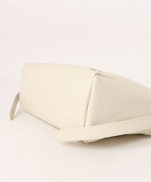 Knuth Marf（クヌースマーフ）の「Knuth Marf ring-handle bag（トートバッグ・レディース・ブラック/オフホワイト・FREE）」の8枚目の写真