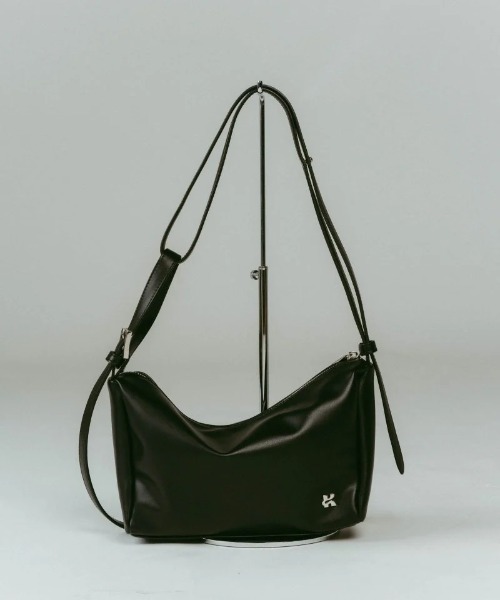 Knuth Marf（クヌースマーフ）の「Knuth Marf ring-handle bag（トートバッグ・レディース・ブラック/オフホワイト・FREE）」の14枚目の写真