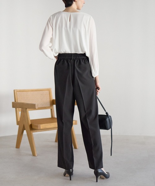 RIRIYANO(リリヤーノ)の「<洗える>単品ストレッチシャンブレーストレートパンツ(スーツパンツ・レディース・チャコールグレー/ブラック・11号/9号/13号/7号/19号/17号/15号)」の11枚目の写真