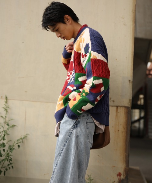 HOOK(フック)の「HOOK -original- 厚手パッチワーククリスマスニットプルオーバー (AW)(ニット/セーター・メンズ・ブルー・LARGE/MEDIUM/SMALL/X-LARGE)」の6枚目の写真