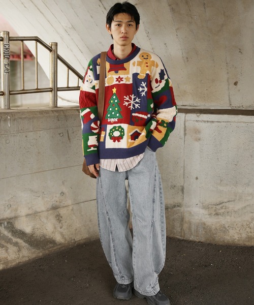 HOOK(フック)の「HOOK -original- 厚手パッチワーククリスマスニットプルオーバー (AW)(ニット/セーター・メンズ・ブルー・LARGE/MEDIUM/SMALL/X-LARGE)」の2枚目の写真