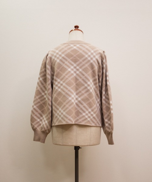CLETTE(クレット)の「CLETTEオリジナルリボン使いチェック柄ニット(ニット/セーター・レディース・ブラック・4L/3L/LL)」の7枚目の写真