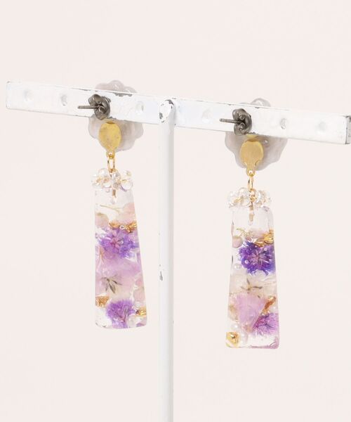 tone(トーン)の「【Sweetlupine】【Sweetlupine】【パープル】淡い花形 クリアステック フラワー お花いっぱい レジン ♡チタンピアス(MA)(ピアス(両耳用)・レディース・パープル・FREE)」の7枚目の写真