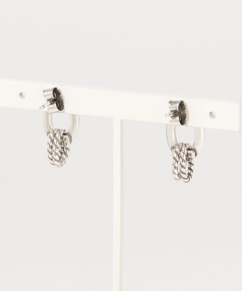 PHILIPPE AUDIBERT（フィリップ オーディベール）の「[PHILIPPE AUDIBERT/フィリップ オーディベール] BO KARA SIMPLE LAITON ピアス（ピアス（両耳用）・レディース・シルバー・ONE SIZE）」の21枚目の写真