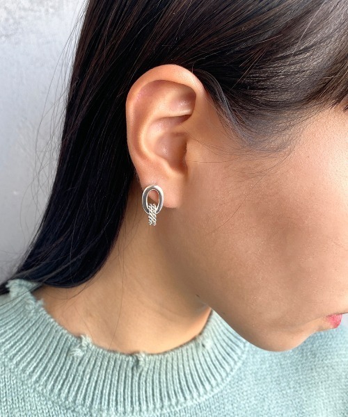 PHILIPPE AUDIBERT（フィリップ オーディベール）の「[PHILIPPE AUDIBERT/フィリップ オーディベール] BO KARA SIMPLE LAITON ピアス（ピアス（両耳用）・レディース・シルバー・ONE SIZE）」の11枚目の写真