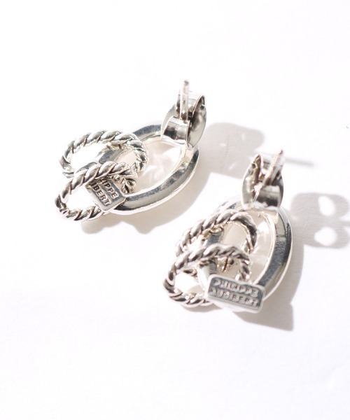 PHILIPPE AUDIBERT（フィリップ オーディベール）の「[PHILIPPE AUDIBERT/フィリップ オーディベール] BO KARA SIMPLE LAITON ピアス（ピアス（両耳用）・レディース・シルバー・ONE SIZE）」の19枚目の写真