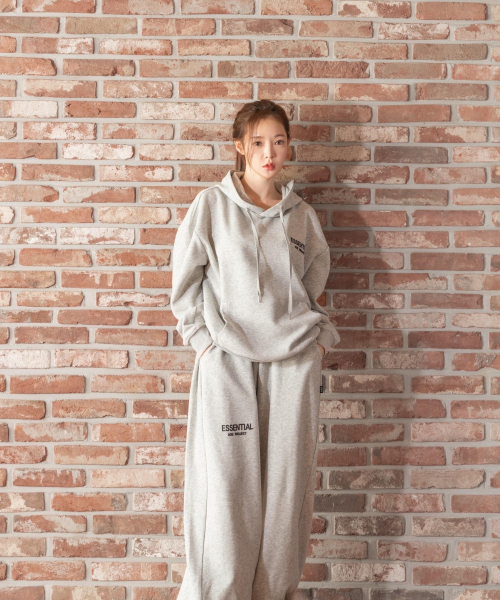 AOG PROJECT(エイオージープロジェクト)の「エッセンシャルフードパーカースウェット(グレー)(パーカー・メンズ・グレー・LARGE/X-LARGE)」の20枚目の写真