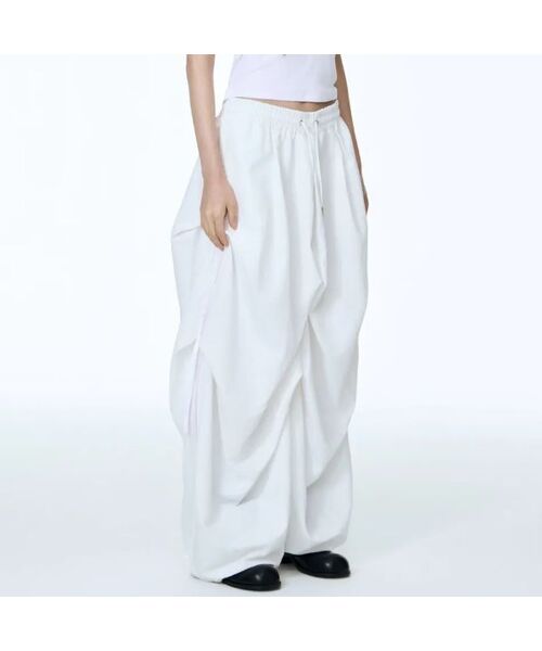 Girdle Skirt Silhouette Pants (White)