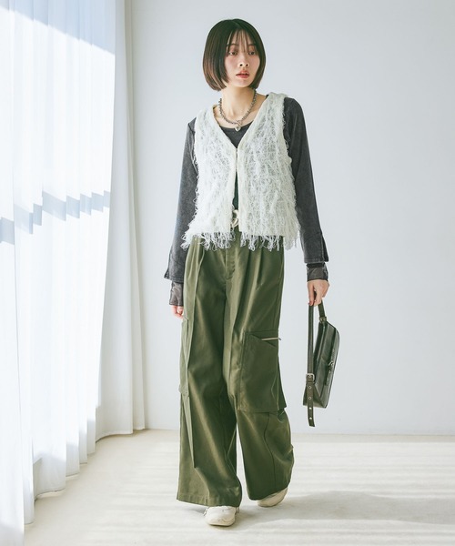 PAGEBOY(ページボーイ)の「ループアミベスト(ベスト・レディース・ブラック/グレー/オフホワイト・FREE)」の7枚目の写真