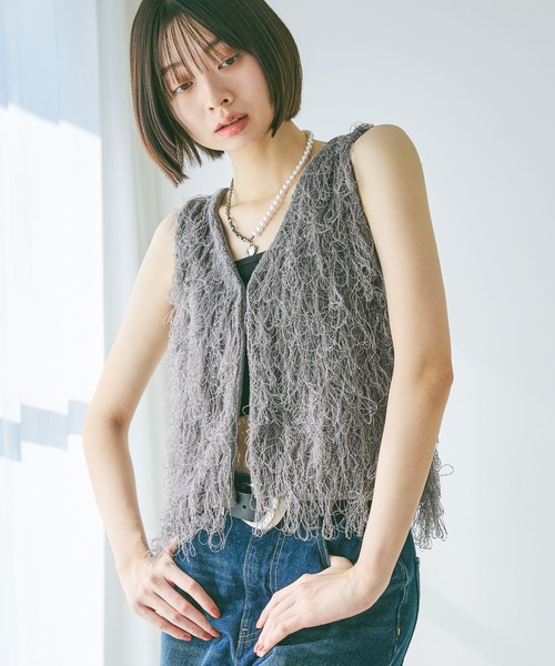 PAGEBOY(ページボーイ)の「ループアミベスト(ベスト・レディース・ブラック/グレー/オフホワイト・FREE)」の22枚目の写真