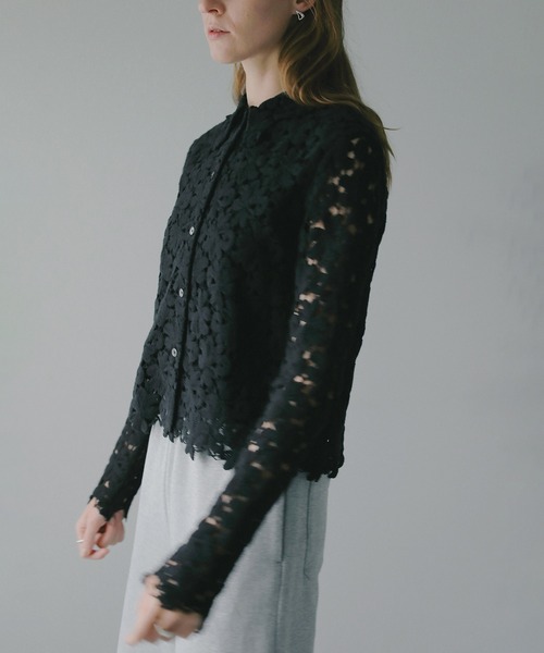 MANOF（マノフ）の「COTTON LACE SHORT SHIRT（シャツ/ブラウス・レディース・ブラック/ホワイト・M/S）」の19枚目の写真