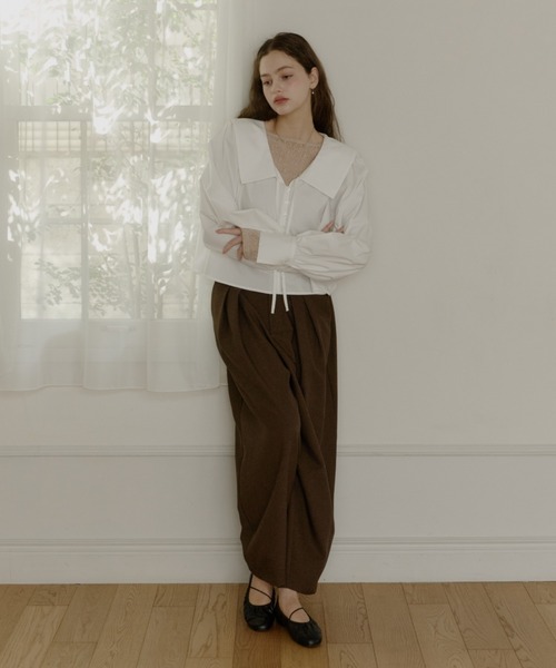 OLUN(オルン)の「gather flat shoes/ギャザーフラットシューズ(パンプス・レディース・ブラック/アイボリー/ブラウン・LL/LARGE/MEDIUM/SMALL)」の20枚目の写真