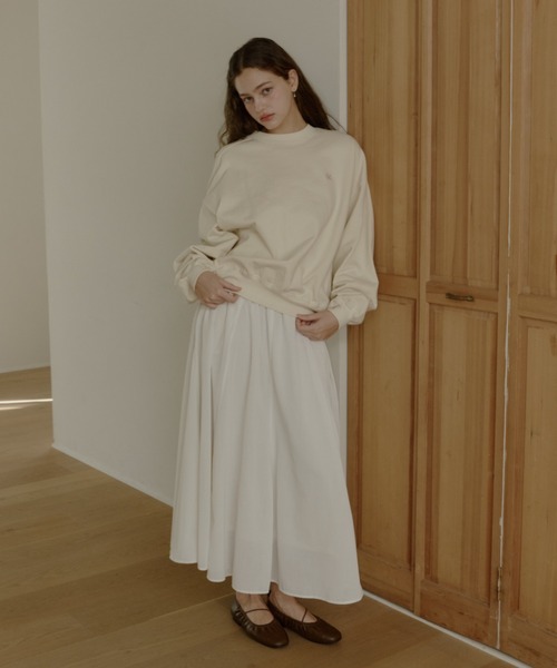 OLUN(オルン)の「gather flat shoes/ギャザーフラットシューズ(パンプス・レディース・ブラック/アイボリー/ブラウン・LL/LARGE/MEDIUM/SMALL)」の14枚目の写真