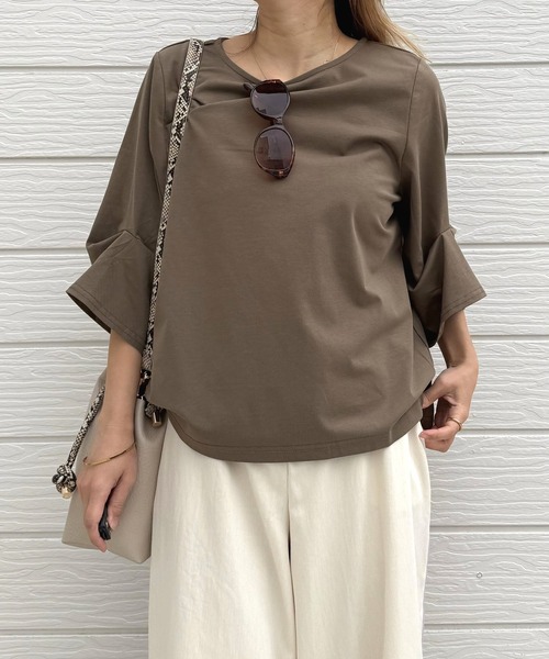 Q（キュー）の「シルケットプルオーパー（Tシャツ/カットソー・レディース・ホワイト/アッシュブラウン/イエロー・MEDIUM）」の3枚目の写真