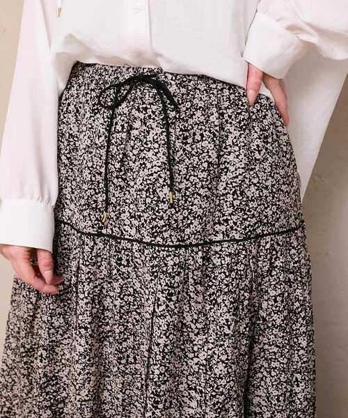 le.coeur blanc（ルクールブラン）の「Fanaka別注フラワー柄スカート（スカート・レディース・ブラック系その他・38）」の12枚目の写真