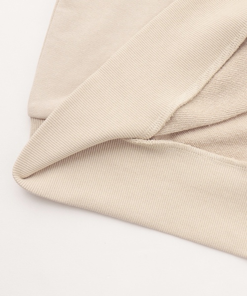 LOVETOXIC（ラブトキシック）の「【秒かわトップス】立体ロゴ刺しゅうベーシックトレーナー（スウェット・キッズ・オフホワイト/ピンク/ブラック/ベージュ・L:160cm/S:140cm/130cm/M:150cm）」の17枚目の写真