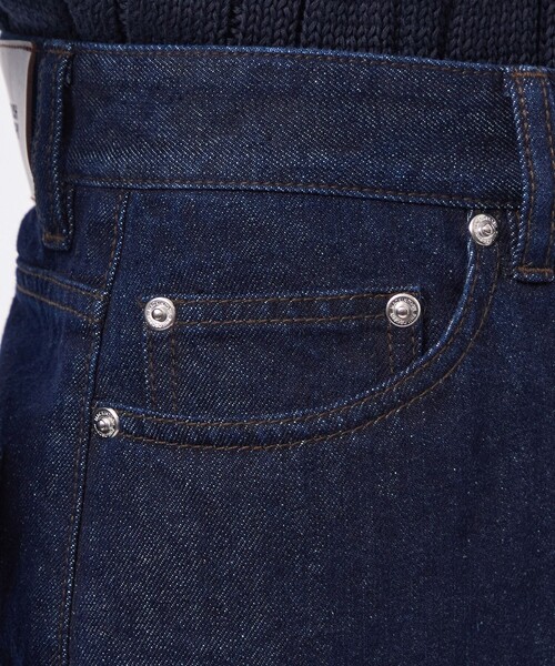 MACKINTOSH PHILOSOPHY（ﾏｯｷﾝﾄｯｼｭ ﾌｨﾛｿﾌｨｰ）の「カーブストレートデニムパンツ（デニムパンツ・レディース・ダークネイビー・36/38/40）」の8枚目の写真