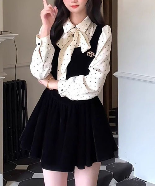 gossip!ロサンゼルス(ゴシップロサンゼルス)の「フェイク 2 ピース 水玉リボン長袖ワンピース レディース ハイウエスト フレアミニ(ワンピース・レディース・ブラック・S/M)」の2枚目の写真