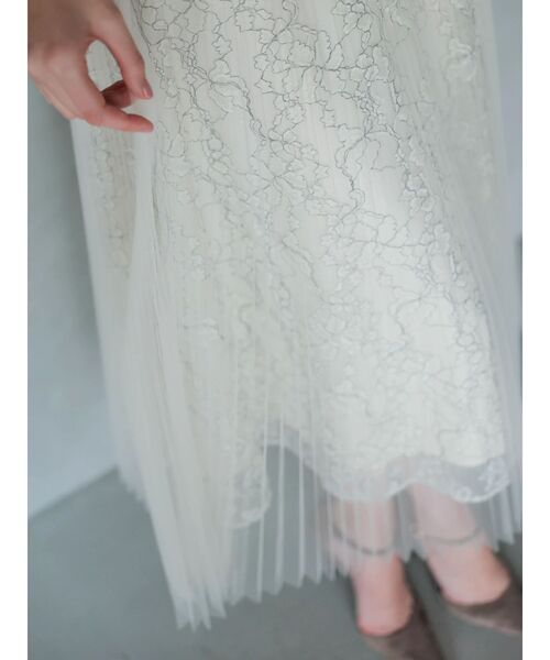 dazzlin（ダズリン）の「【藤井サチコラボ】チュールレイヤードレースドレス（ドレス・レディース・アイボリー/ブラック/ブルー・SMALL/MEDIUM）」の11枚目の写真