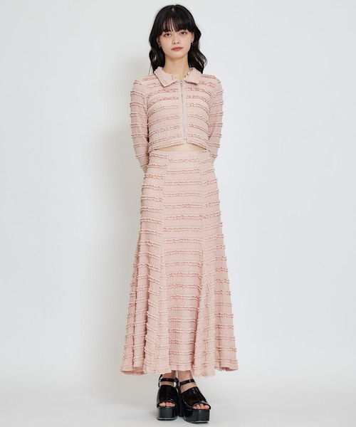 REDYAZEL(レディアゼル)の「ミニフリルZIPブラウス×ミニフリルフレアロングスカートセットアップ(セットアップ・レディース・ブラック/オフホワイト/ピンク・FREE)」の3枚目の写真