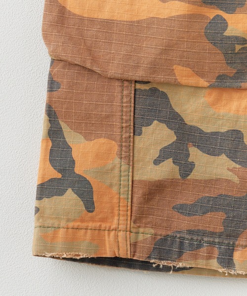 Theater code(シアターコード)の「Duck Pattern Distressed Ripstop Wide Cargo Pants / カモ柄 ダメージ加工リップストップ ワイドカーゴパンツ 2026年春夏(カーゴパンツ・メンズ・ブラウン・M/L)」の4枚目の写真