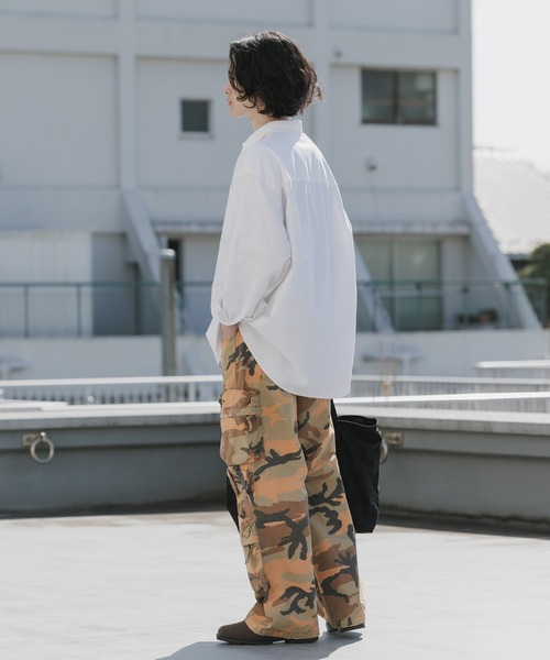 Theater code(シアターコード)の「Duck Pattern Distressed Ripstop Wide Cargo Pants / カモ柄 ダメージ加工リップストップ ワイドカーゴパンツ 2026年春夏(カーゴパンツ・メンズ・ブラウン・M/L)」の13枚目の写真