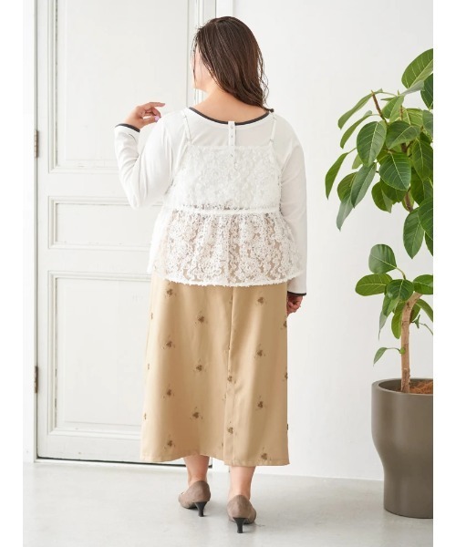 Re-J&SUPURE(リジェイアンドスプル)の「【大きいサイズ】【Sasaki Mikiコラボ】フラワー刺繍ナロースカート(スカート・レディース・ベージュ/ブラック・XXXX-LARGE/XXX-LARGE/XX-LARGE)」の11枚目の写真