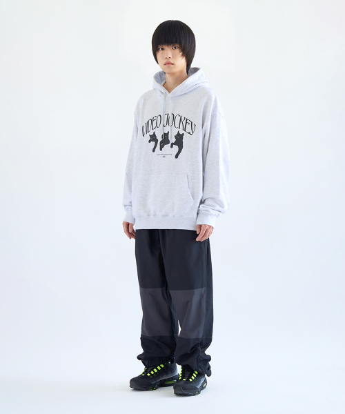 Video Jockey（ビデオジョッキー）の「ニャンニャンニャン フードパーカー [グレー]（パーカー・レディース・その他・XL/S/M/L）」の4枚目の写真