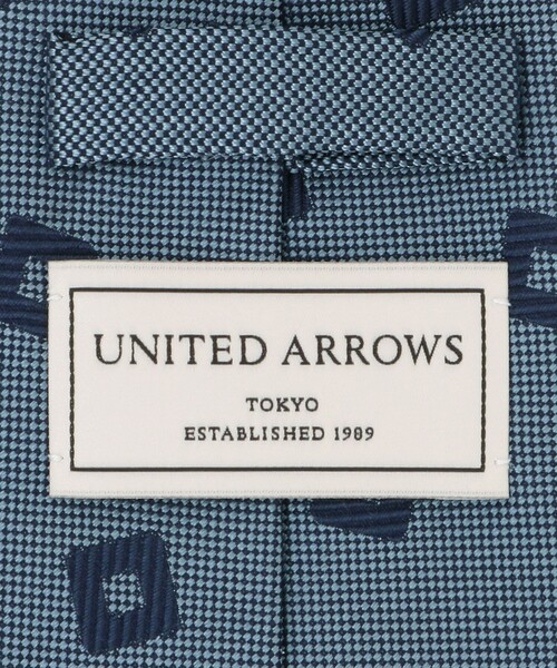 UNITED ARROWS(ユナイテッドアローズ)の「スクエア ジャガード ネクタイ(ネクタイ・メンズ・ライトブルー/ブラウン系/ネイビー・FREE)」の11枚目の写真