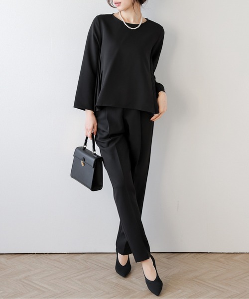 AMELY（エミリー）の「ペプラムジャケット&テーパードパンツ セットアップ（セットアップ・レディース・ブラック/ネイビー/ベージュ・L/M）」の2枚目の写真