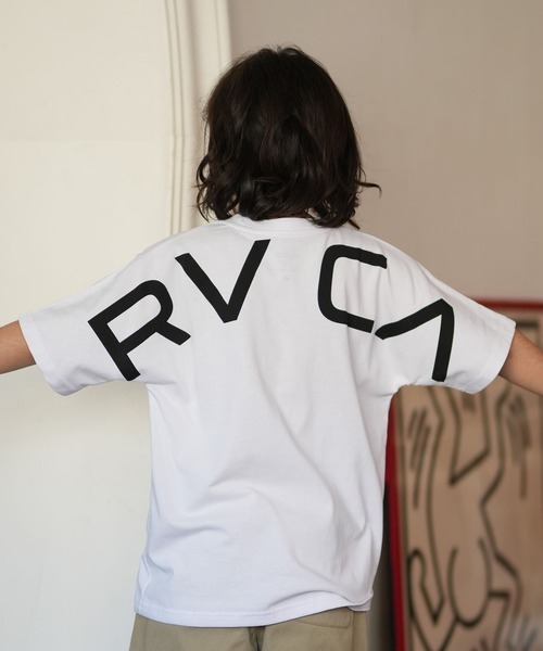 RVCA(ルーカ)の「RVCA/ルーカ 半袖 Tシャツ BACK SIDE ARCH BG045202(Tシャツ/カットソー・メンズ・ブラック/ベージュ/ホワイト・160cm/150cm/140cm/130cm)」の9枚目の写真