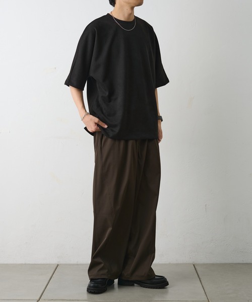 COLONY 2139(コロニートゥーワンスリーナイン)の「シンセティックスエードドルマンビッグT(Tシャツ/カットソー・メンズ・キャメル/チャコールグレー/アイボリー/ブラック・LARGE/MEDIUM)」の12枚目の写真