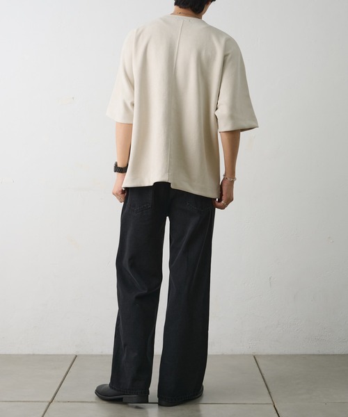 COLONY 2139(コロニートゥーワンスリーナイン)の「シンセティックスエードドルマンビッグT(Tシャツ/カットソー・メンズ・キャメル/チャコールグレー/アイボリー/ブラック・LARGE/MEDIUM)」の21枚目の写真