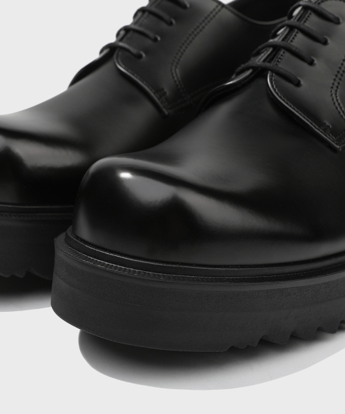 FIRENZE ATELIER（フィレンツェアトリエ）の「[SECOND.A Light] ボリュームラウンドトゥ5CMダービーSL27 [SHINE BLACK]（ドレスシューズ・メンズ・ブラック・24cm/25cm/26cm/27cm/28cm）」の8枚目の写真