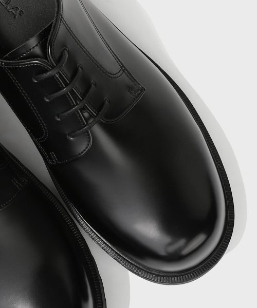 FIRENZE ATELIER（フィレンツェアトリエ）の「[SECOND.A Light] ボリュームラウンドトゥ5CMダービーSL27 [SHINE BLACK]（ドレスシューズ・メンズ・ブラック・24cm/25cm/26cm/27cm/28cm）」の9枚目の写真