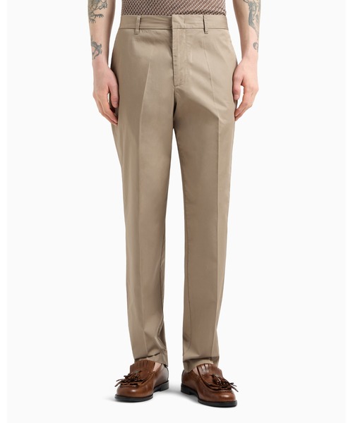 EMPORIO ARMANI(エンポリオアルマーニ)の「【エンポリオ アルマーニ】チノパンツ ピマコットン(チノパンツ・メンズ・ベージュ/ネイビー・48/50/52/46)」の1枚目の写真