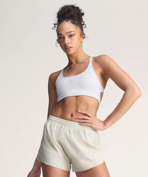 adidas by Stella McCartney（アディダスバイステラマッカートニー）の「aSMC TPA SHORT / ハーフパンツ【adidas by Stella McCartney】 / アディダス adidas（その他パンツ・レディース・ベージュ・X-LARGE/SMALL/MEDIUM/LARGE）」の2枚目の写真