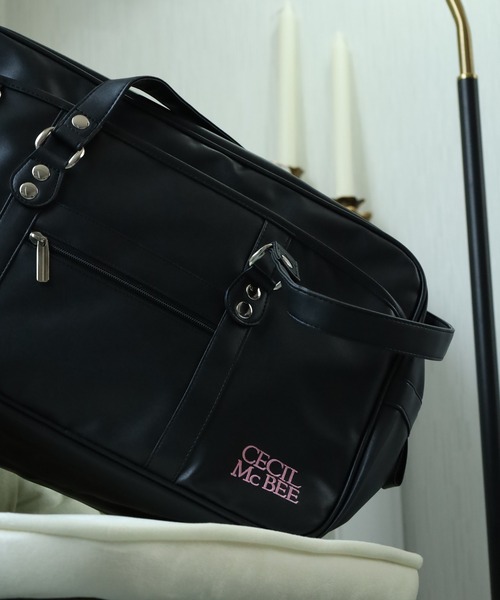 CECIL McBEE(セシルマクビー)の「CECIL McBEE 合皮スクールバッグ(ボストンバッグ・レディース・ブラック/ブラウン・FREE)」の3枚目の写真