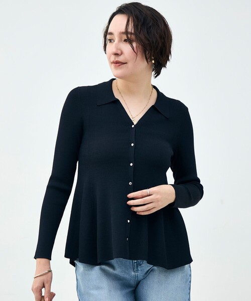 NOLLEY’S Sophi（ノーリーズソフィ）の「《手洗い可能》リブフレアスキッパーポロ襟カーディガン（カーディガン/ボレロ・レディース・サックスブルー/ホワイト/ダークネイビー・38）」の3枚目の写真