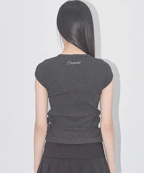 FANCY CLUB(ファンシークラブ)の「◇FANCYCLUB◇ブランド直輸入正規品/サイド バックル リブ Tシャツ SIDE BUCKLE RIBBED TEE(Tシャツ/カットソー・レディース・チャコール・FREE)」の6枚目の写真