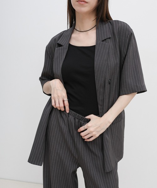 select MOCA（セレクトモカ）の「ピンストライプハーフスリーブジャケット【セットアップ対応可】（テーラードジャケット・レディース・ベージュ/チャコールグレー・FREE）」の9枚目の写真