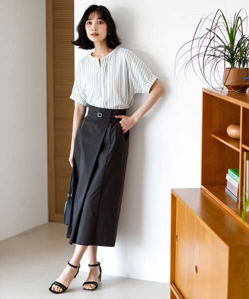 ANY SIS(エニィスィス)の「ジョーゼットフロントタック プルオーバー(Tシャツ/カットソー・レディース・スカイブルー系5/ネイビー系5/ホワイト系1/ホワイト系/ネイビー系1/ピンク系・X-LARGE)」の10枚目の写真