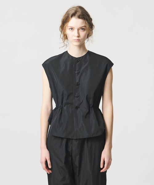 LOEFF（ロエフ）の「＜LOEFF＞グロッシー タフタ ベスト（ベスト・レディース・ブラック/ダークブラウン・FREE）」の10枚目の写真