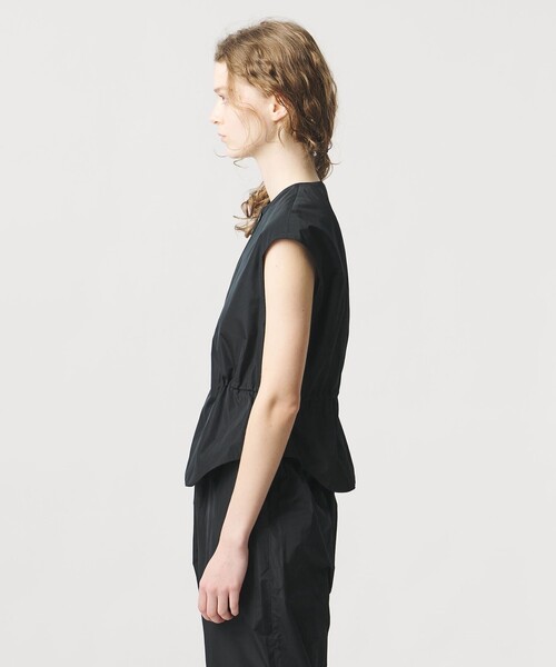 LOEFF（ロエフ）の「＜LOEFF＞グロッシー タフタ ベスト（ベスト・レディース・ブラック/ダークブラウン・FREE）」の12枚目の写真