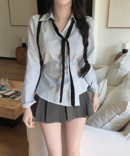 Emilie(エミリー)の「カシュクール ストライプ ウエストマークシャツ(Tシャツ/カットソー・レディース・チャコールグレー/ブルー/アイボリー・FREE)」の7枚目の写真