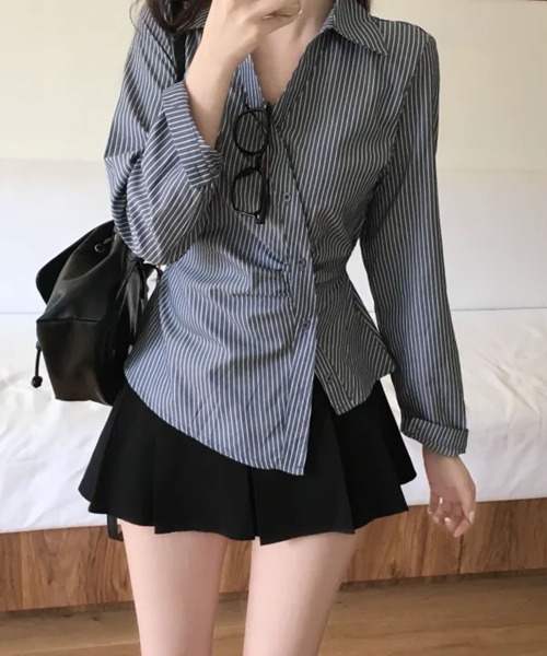 Emilie(エミリー)の「カシュクール ストライプ ウエストマークシャツ(Tシャツ/カットソー・レディース・チャコールグレー/ブルー/アイボリー・FREE)」の13枚目の写真