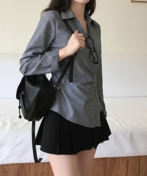 Emilie(エミリー)の「カシュクール ストライプ ウエストマークシャツ(Tシャツ/カットソー・レディース・チャコールグレー/ブルー/アイボリー・FREE)」の15枚目の写真
