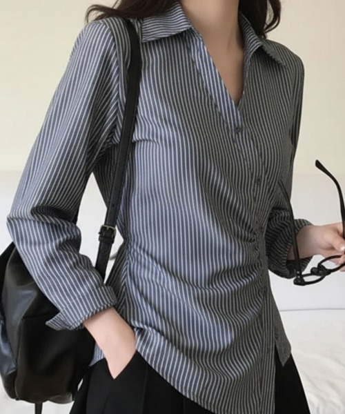 Emilie(エミリー)の「カシュクール ストライプ ウエストマークシャツ(Tシャツ/カットソー・レディース・チャコールグレー/ブルー/アイボリー・FREE)」の16枚目の写真